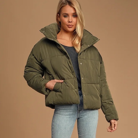 Free People Jackets & Blazers - Free People Weekender Olive Green Quilted Puffer Jacket Size Large